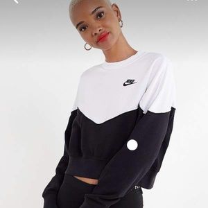 Retro nike crewneck